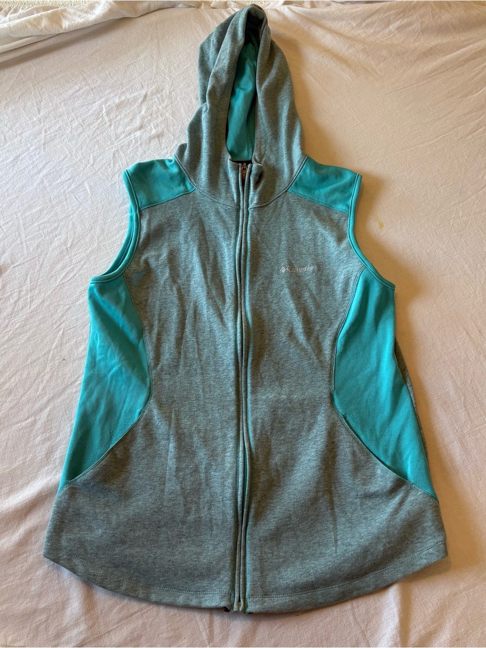 Columbia Gray & Teal Sleeveless Hooded Zip Vest